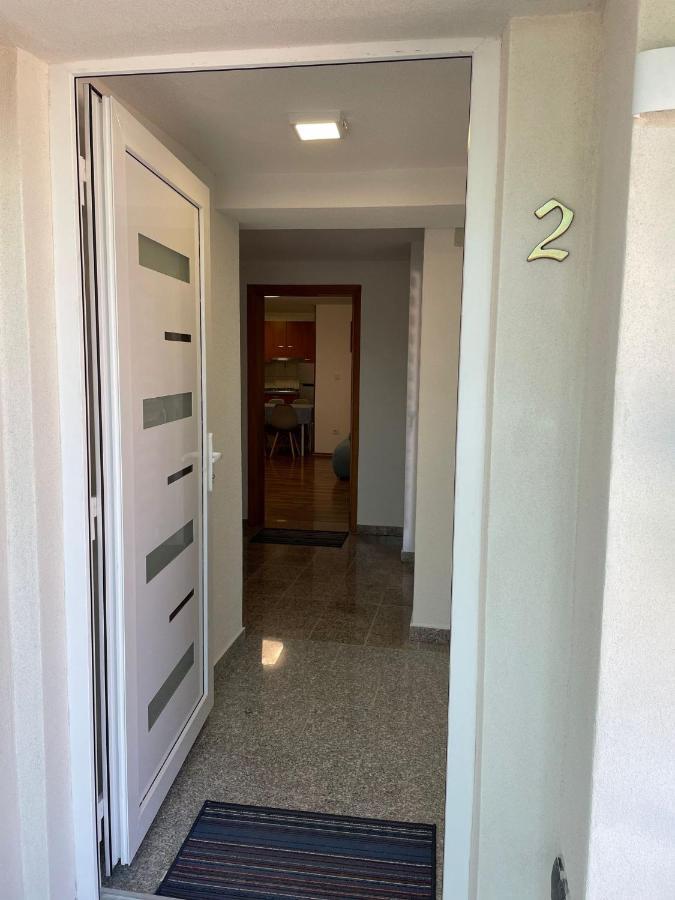 Apartmani Rozi Umag Eksteriør bilde